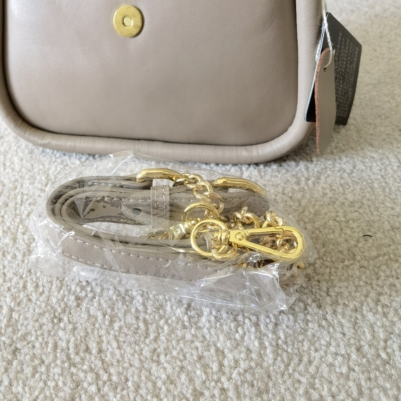 Genuine Leather Purse. - Picture 4 of 8